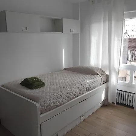 La Arena, Playa San Lorenzo, Centro Vut 5896-as * גיחון
